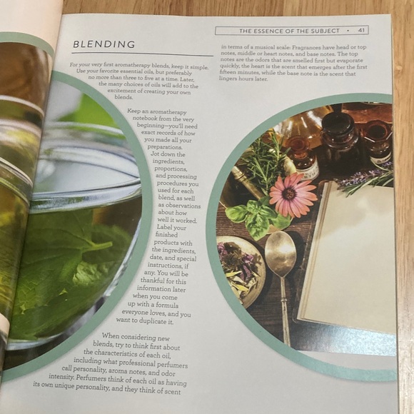Essential Oils Natural Healing Book - Picture 4 of 6